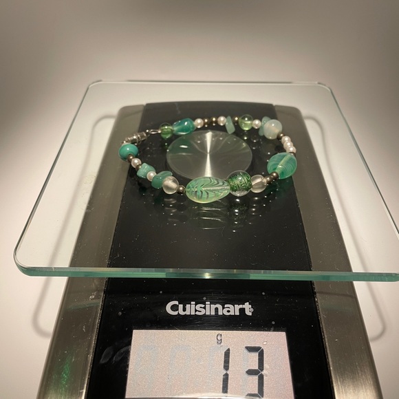 Handmade Emerald Green Lampwork Glass Bracelet - Boho Pearls & Artisan Beads 🌿 - Picture 6 of 6